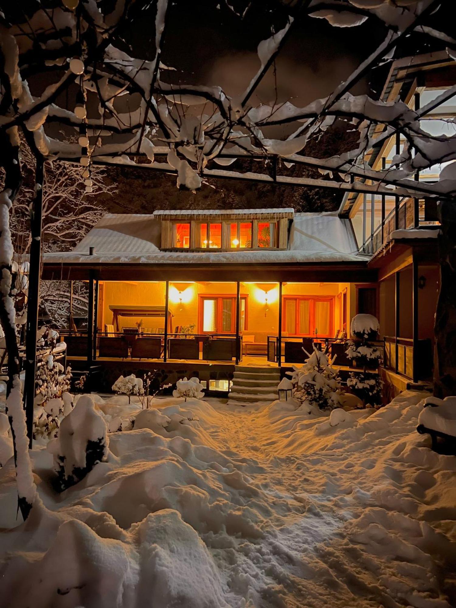 Boutique Hotel Borjomi Verde Extérieur photo
